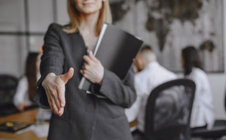 Najveće laži koje vam HR govori! Istina iza procesa zapošljavanja.